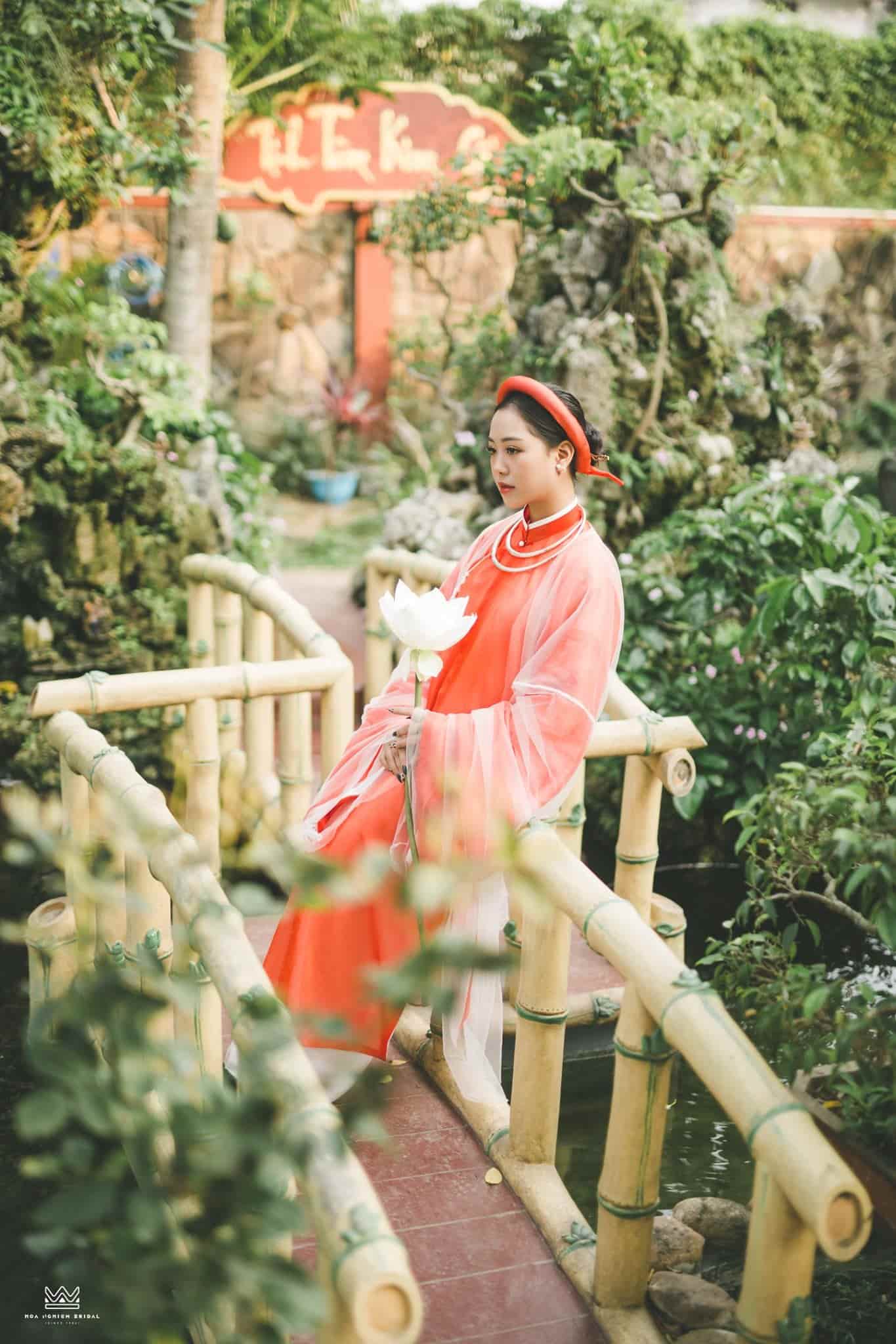 Áo Tấc Vải Tơ Màu Đỏ Trơn (3) Áo Tấc Vải Tơ Màu Đỏ Trơn