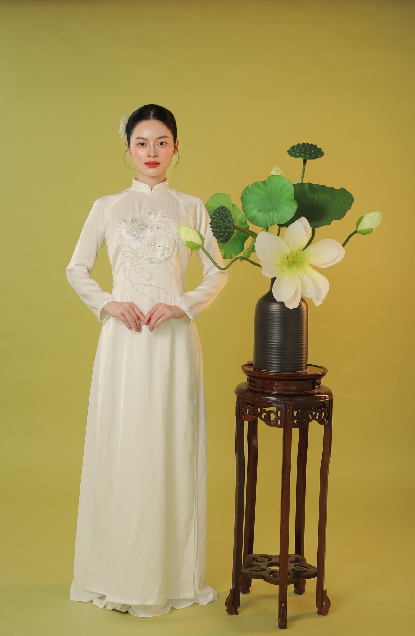 Ao Dai Thiet Ke Mau Trang Áo Dài Thiết Kế Màu Trắng