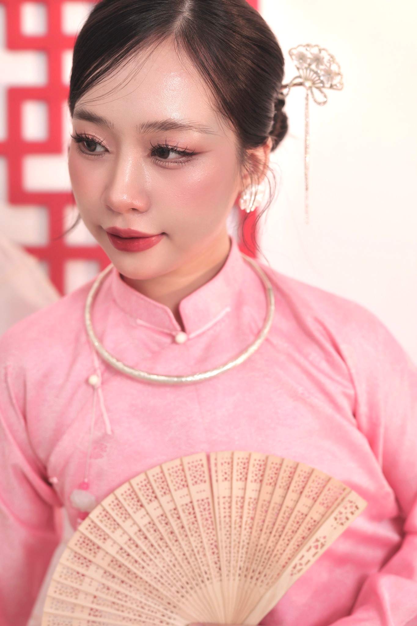 Ao Ngu Than Vai Gam Mau Hong Nhat Áo Ngũ Thân Vải Gấm Màu Hồng Nhạt