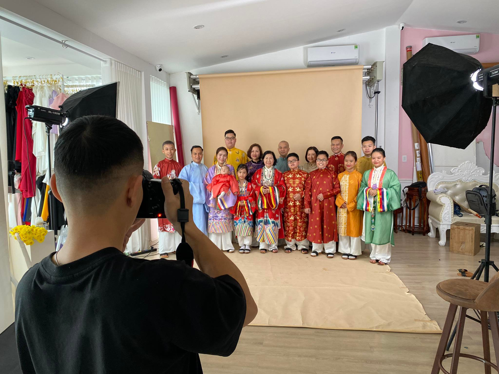 Dịch vụ chụp ảnh Cổ phục Áo dài tại Huế