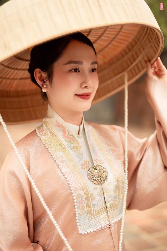 Makeup Cổ trang kết hợp chụp ảnh Việt phục giúp lưu giữ khoảnh khắc