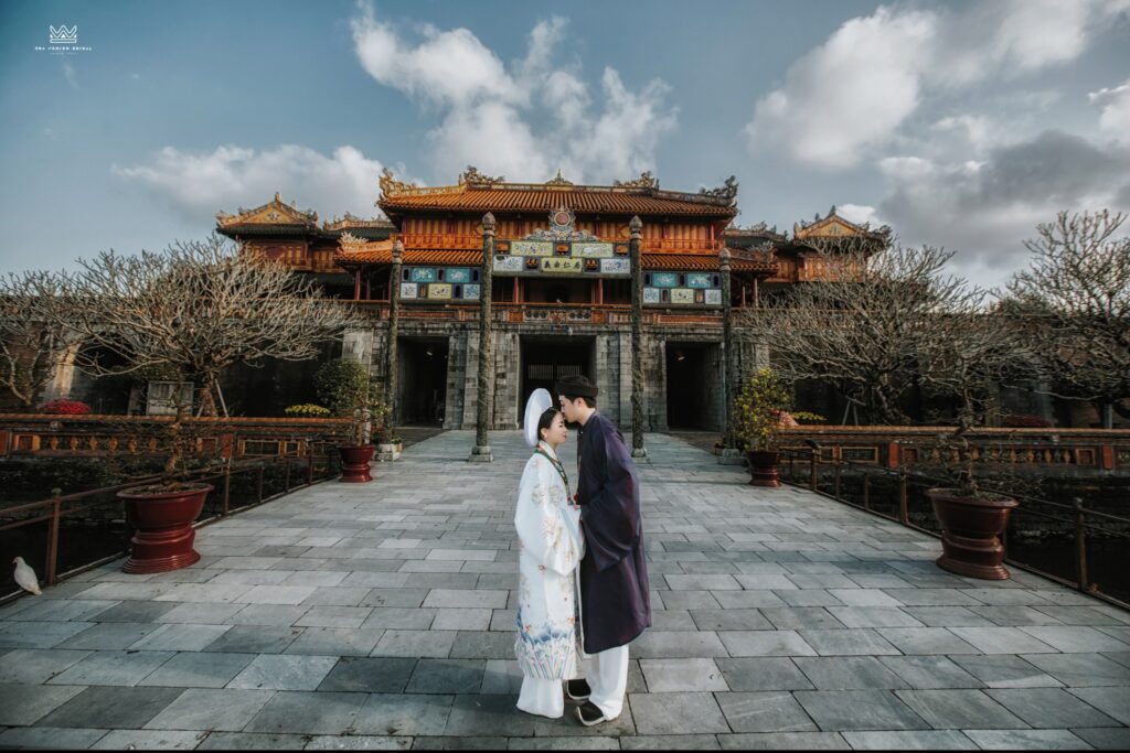 Chụp ảnh Cổ phục tại Đại Nội Huế