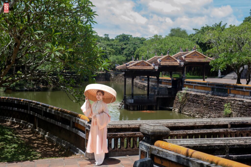 Cẩm nang hướng dẫn tham quan Lăng Tự Đức cho du khách Cẩm nang hướng dẫn tham quan Lăng Tự Đức cho du khách