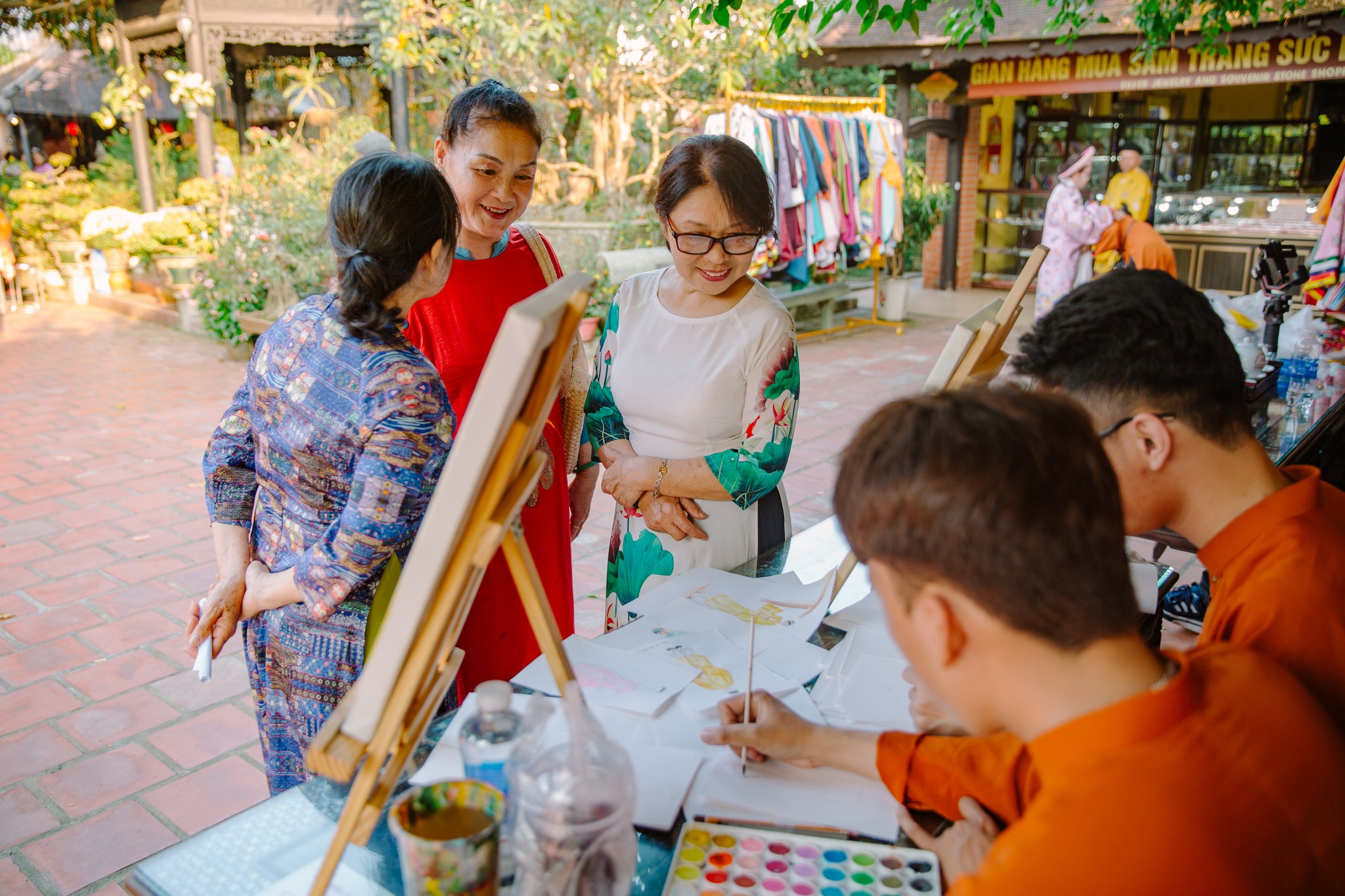 Workshop vẽ tranh cùng hội thơ Hương Giang