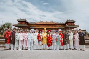 Dịch vụ chụp ảnh Cổ phục cho đoàn khách du lịch đến Huế