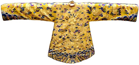 Long cổn của vua, mặc lúc tế lễ ở các miếu