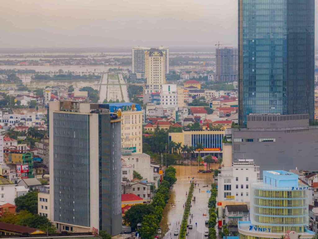 Trận lụt lịch sử tại Huế những ngày cuối tháng 10 năm 2025