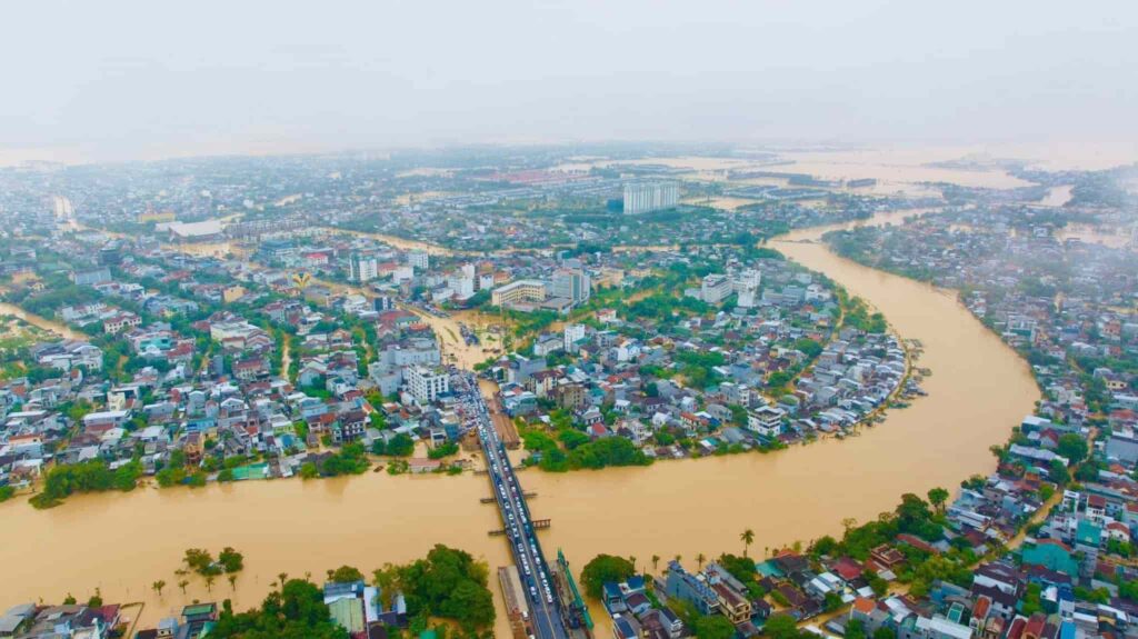 Trận lũ lụt lịch sử tại Huế