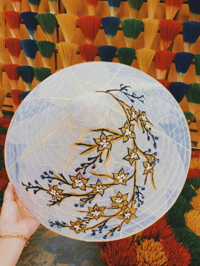 Nón lá bàng - lan tỏa vẻ đẹp văn hóa Việt qua những sản phẩm thủ công truyền thống