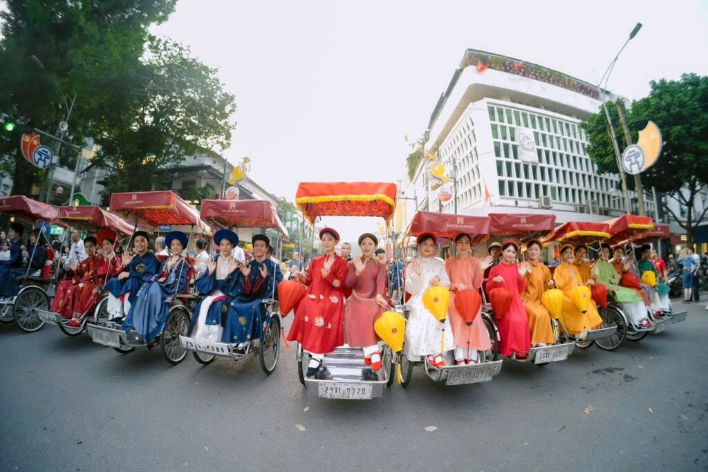 Bách Hoa Hỷ Sự – Vẻ đẹp văn hóa cưới hỏi Việt Nam với sự đồng hành trang phục của Hoa Nghiêm Việt Phục