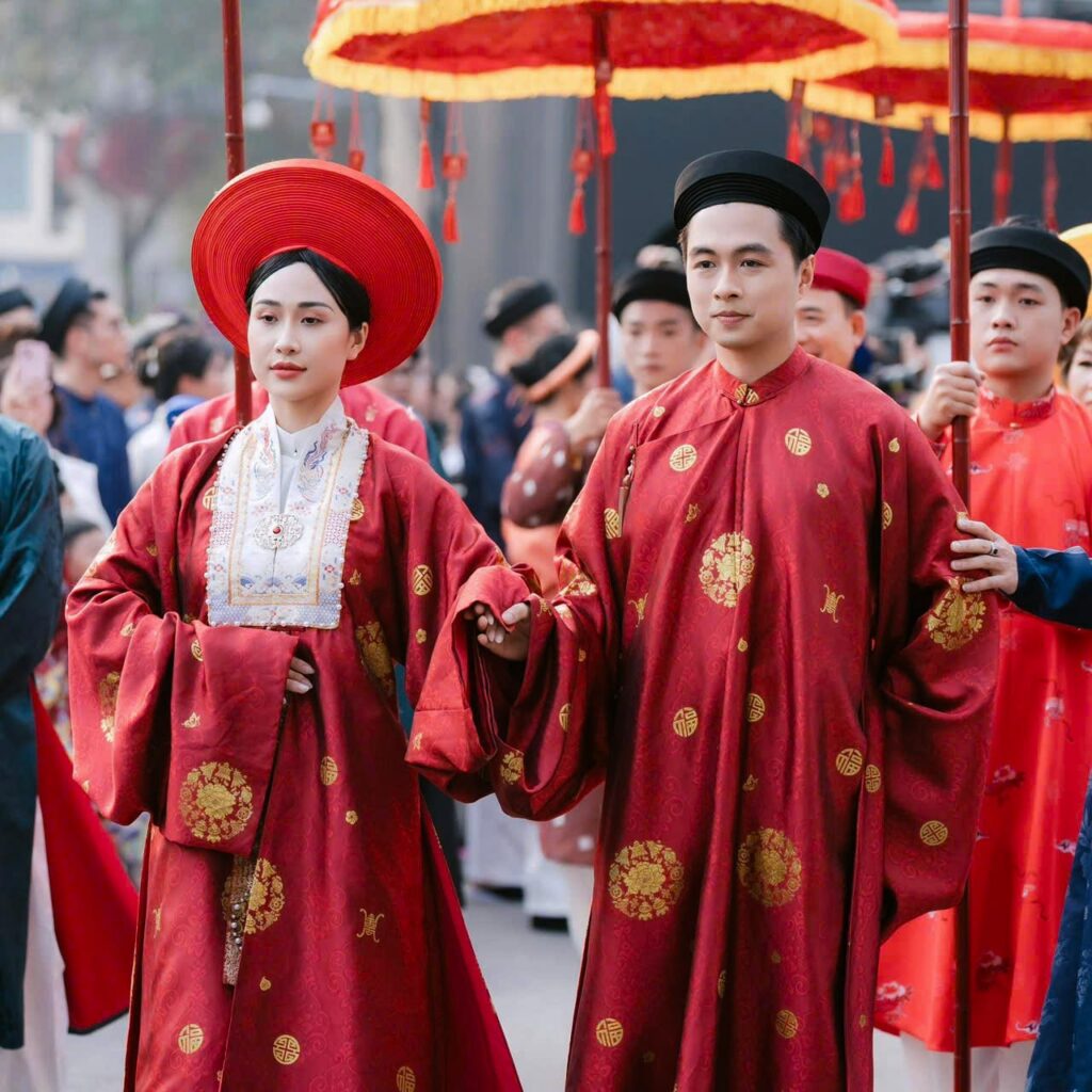 Bách Hoa Hỷ Sự – Vẻ đẹp văn hóa cưới hỏi Việt Nam với sự đồng hành trang phục của Hoa Nghiêm Việt Phục