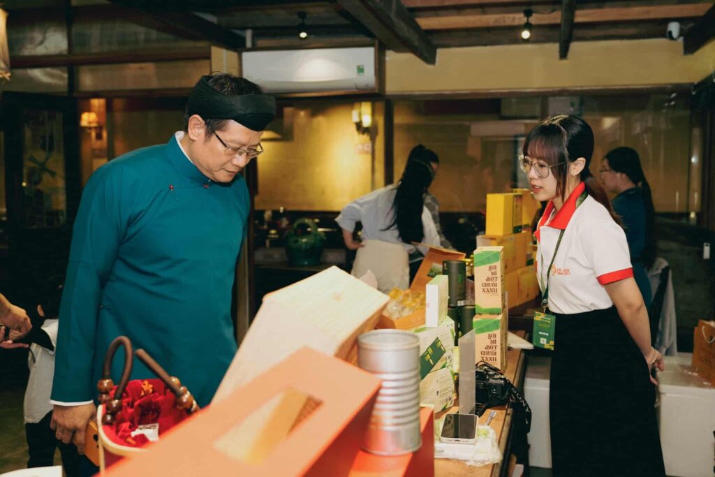 Ông Phan Thanh Hải - Giám đốc Sở Văn hóa và Thể thao thành phố Huế tại Ngày hội Di sản Văn hóa Việt Nam 2025 với chủ đề "Ăn vóc, học hay"