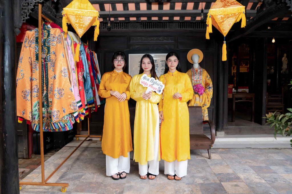 Hoa Nghiêm Việt Phục là nhà tài trợ vàng tại Talkshow Đời sống cung đình Huế - Những giai thoại giữa lòng Cố đô