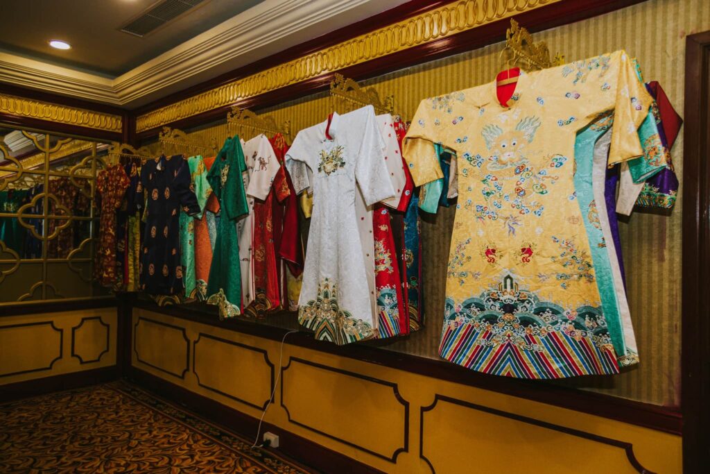 Không gian trưng bày Cổ phục của Hoa Nghiêm Việt Phục tại chi nhánh TTC Imperial Huế Không gian trưng bày Cổ phục của Hoa Nghiêm Việt Phục tại chi nhánh TTC Imperial Huế