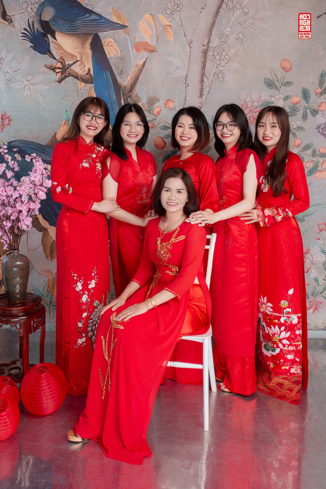 Set áo dài đại gia đình đón xuân sum vầy