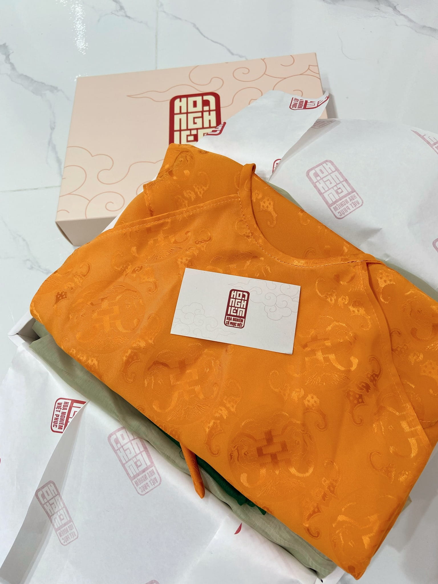 Việt phục cách tân Yếm khoác Đối Khâm - Vẻ đẹp tinh khôi của Việt phục truyền thống trong hơi thở đương đại (2)