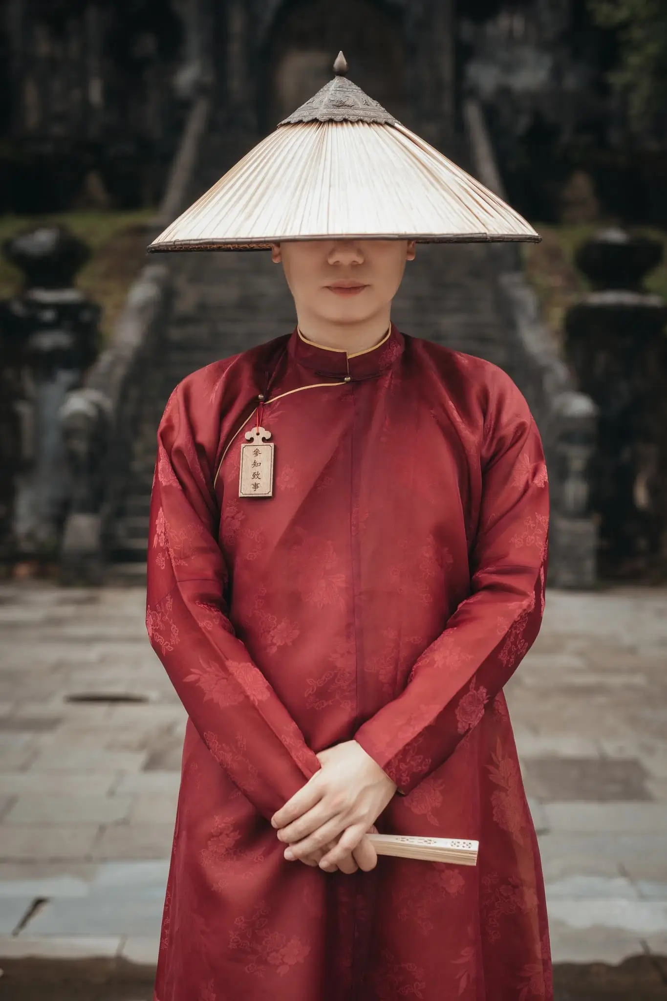 Áo Ngũ Thân nam - Việt phục đỏ trầm phong cách Huế (9)
