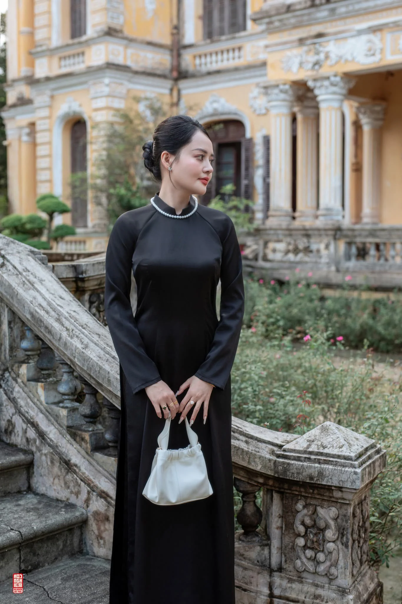 Áo dài đen - Nét đẹp quý cô Đông Dương
