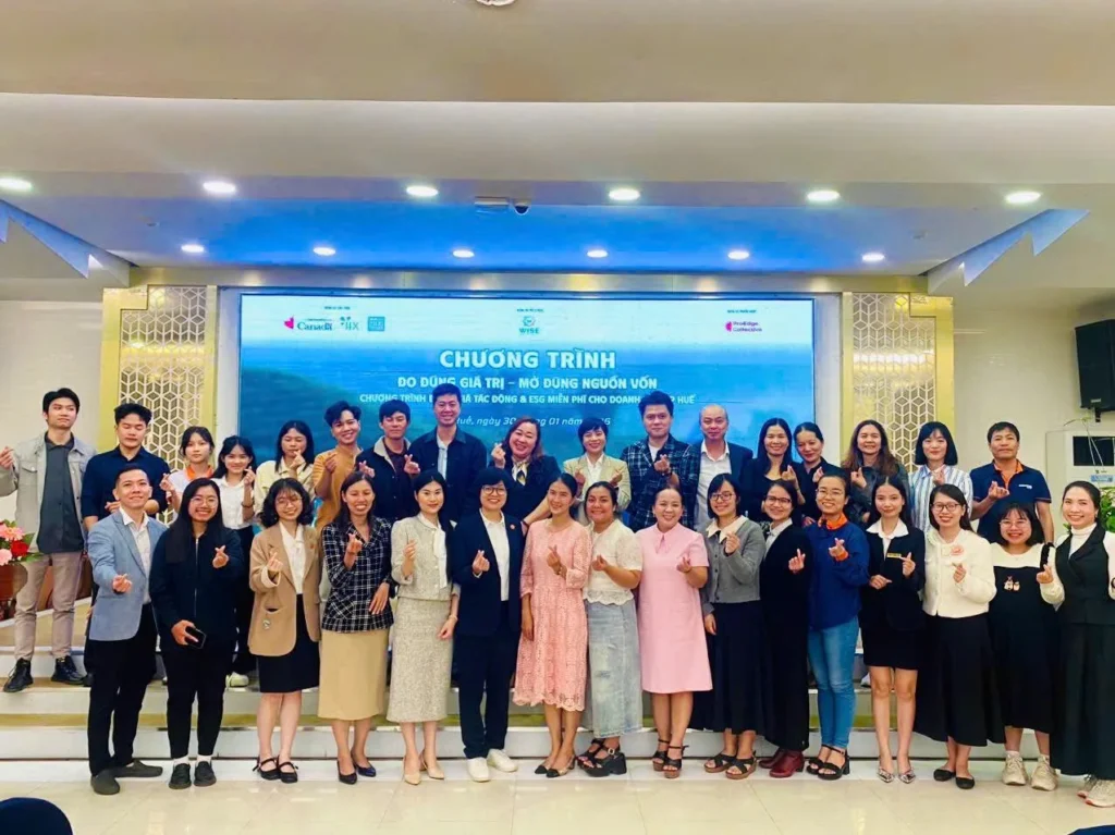 Hoa Nghiêm tham gia chương trình ESG và phát triển bền vững, lan tỏa tinh thần xanh hóa trong hoạt động doanh nghiệp và thời trang văn hóa.