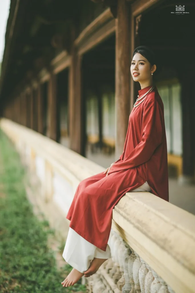 Photo Tour Huế phù hợp với người yêu cổ phục và văn hóa truyền thống muốn mặc cổ phục, tìm hiểu lịch sử trang phục và kết nối với văn hóa Việt Nam